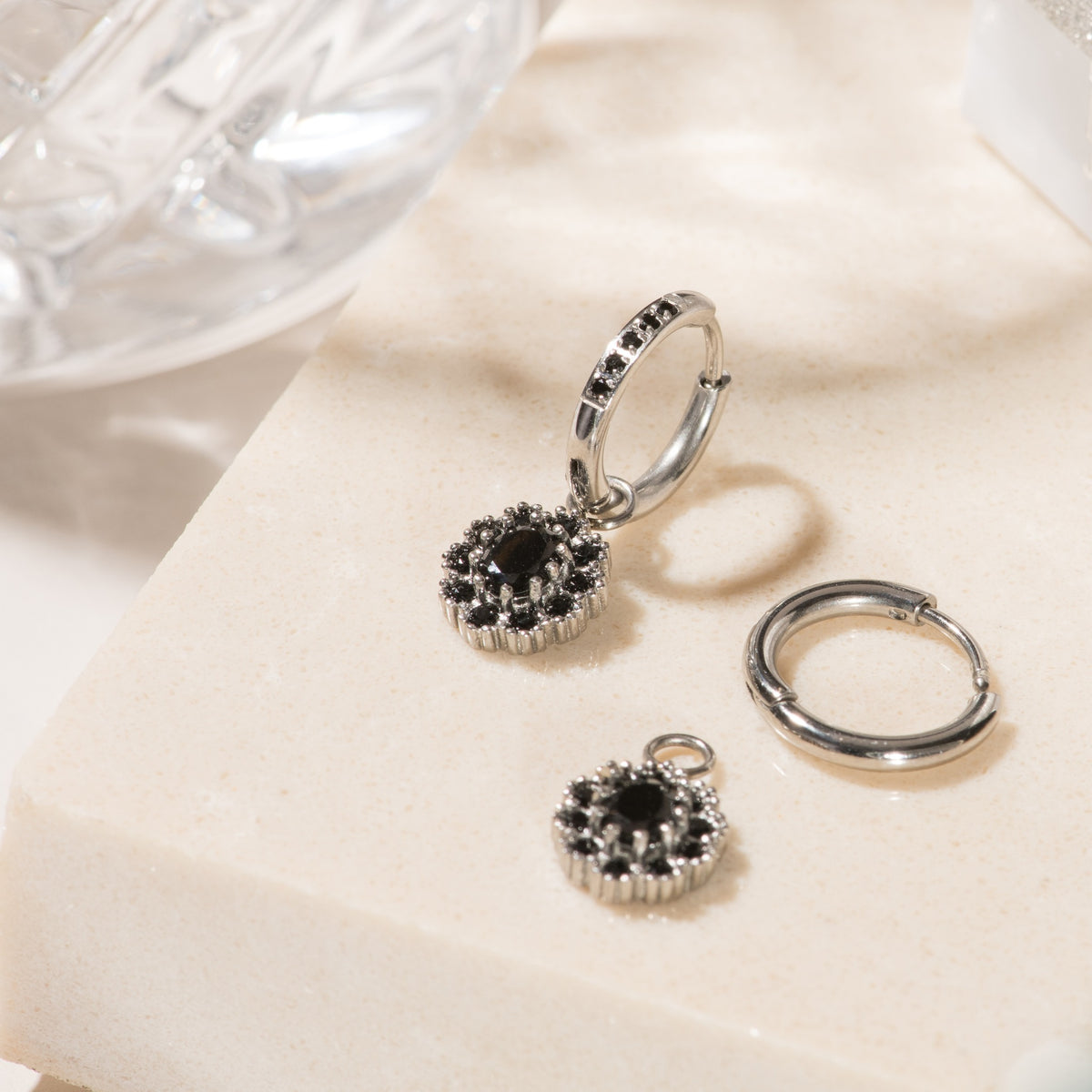 iXXXi Jewelry Hoop Charms Party