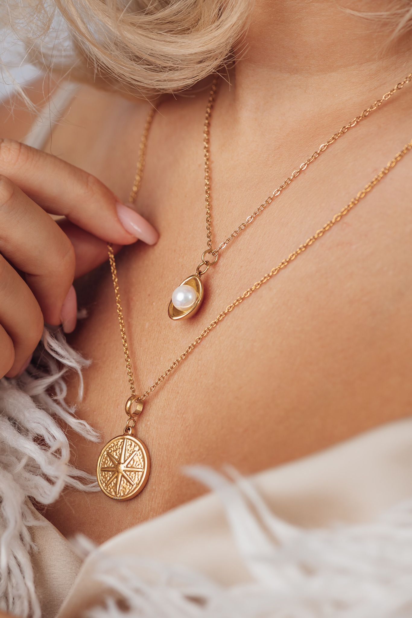 iXXXi Jewelry Necklace Pearlite